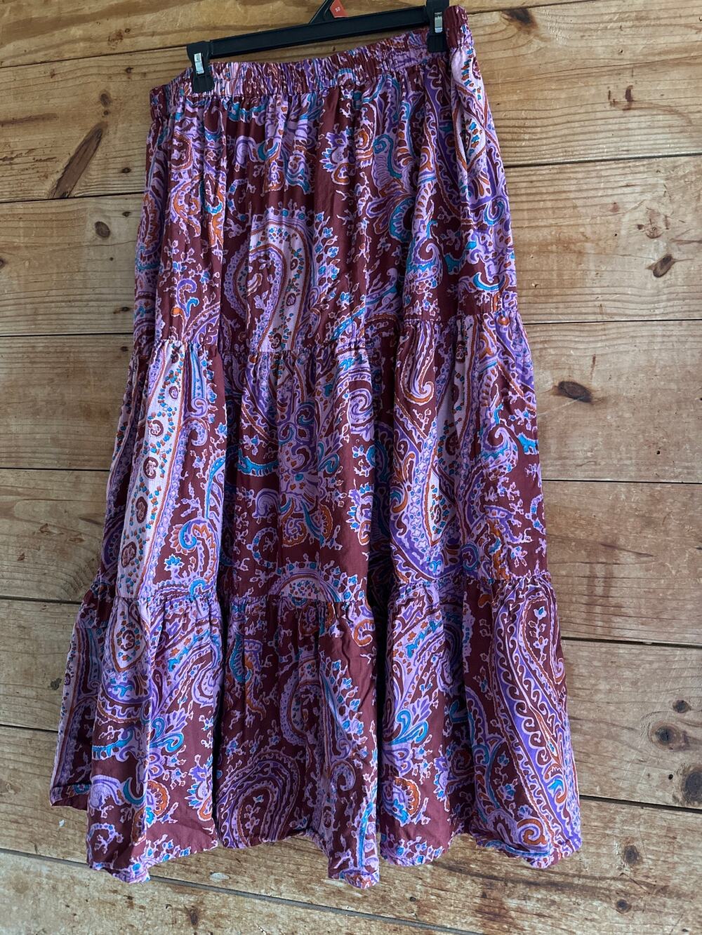 Exclusivley Signals Paisley Print Maxi Skirt